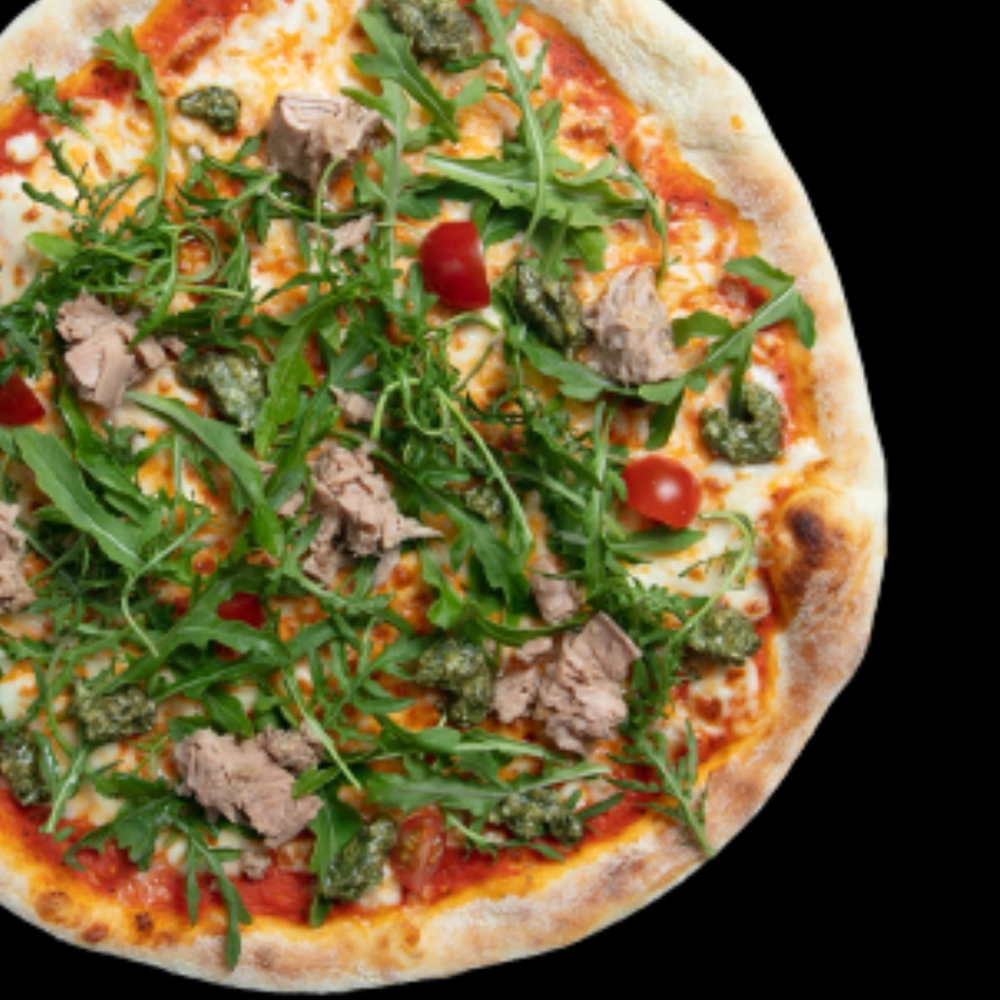 Pizza Tuna və Pesto sousu ile